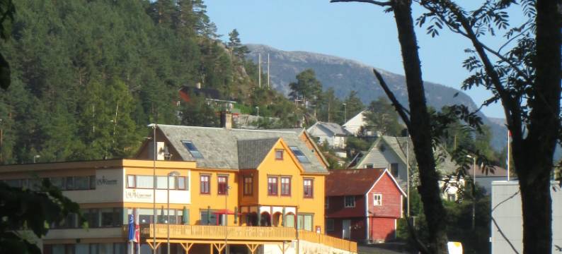 拉维克菲尤尔德酒店(Lavik Fjord Hotel & Apartments)图片