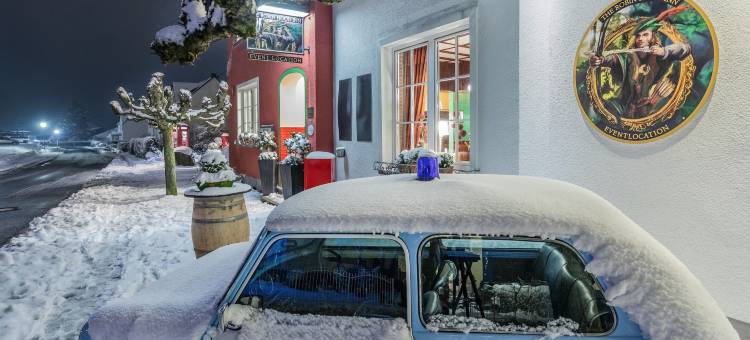 小不列颠旅馆(The Little Britain Inn Themed Hotel One of a Kind in Europe)图片