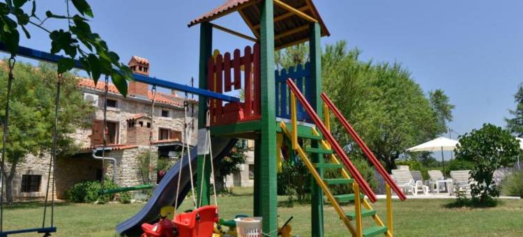 难忘住宿的正宗伊斯特里亚客房(Authentic Istrian Holiday Home for Unforgettable Stays)图片