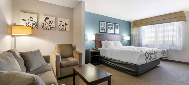 海斯I-70号舒眠套房酒店(Sleep Inn & Suites Hays I-70)图片