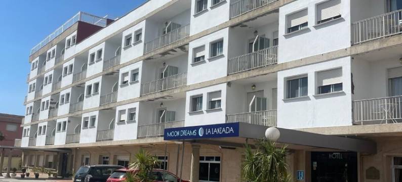 月亮梦酒店拉兰萨达(Hotel Moon Dreams la Lanzada)图片