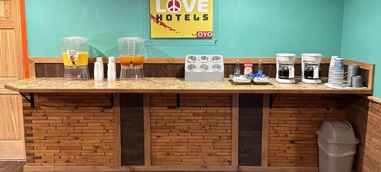 OYO 爱之酒店卡多卡在荒地南达科他州(Love Hotels Kadoka by OYO at Badlands SD)图片