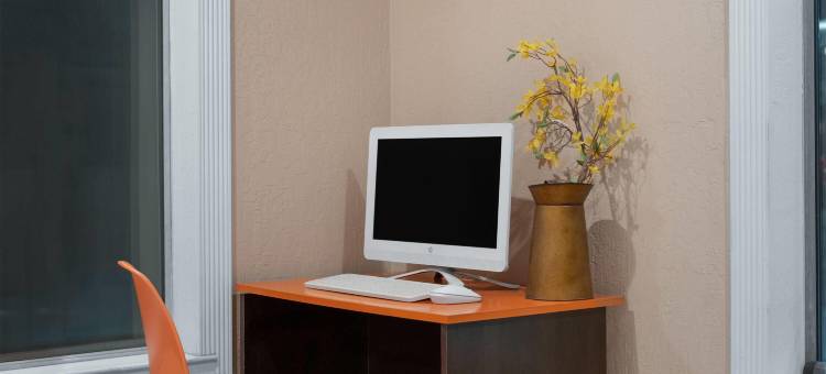 莫德斯托塞雷斯温德姆豪生酒店(Howard Johnson by Wyndham Modesto Ceres)图片