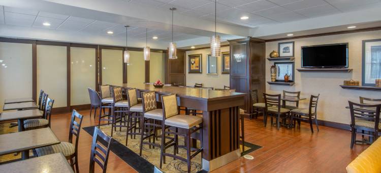 希尔顿欢朋酒店-米德维尔(Hampton Inn Meadville)图片