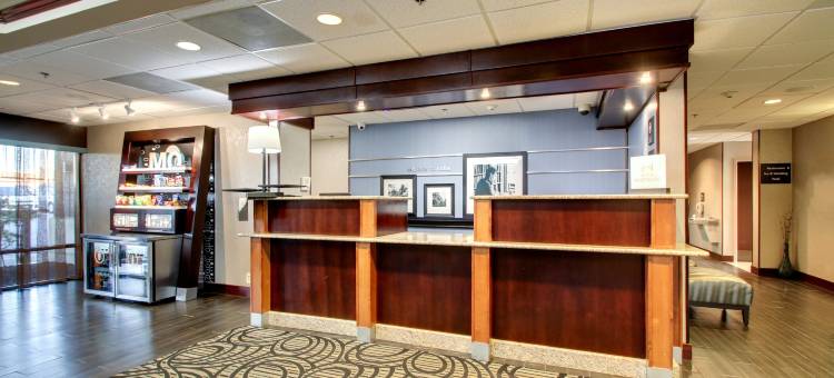 罗拉欢朋酒店(Hampton Inn Rolla)图片