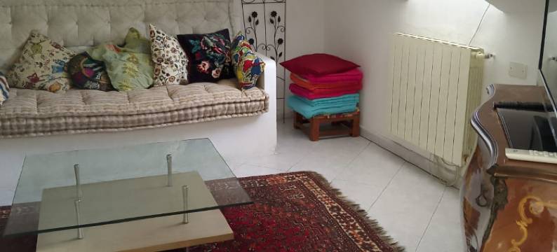 Spacious and Naturally Bright Bomboniera Rooftop Favors Apartment图片