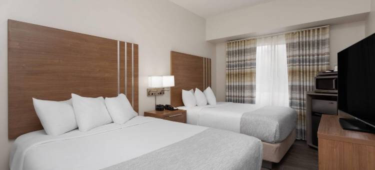 那不勒斯浩枫温德姆公寓(Hawthorn Extended Stay by Wyndham Naples)图片