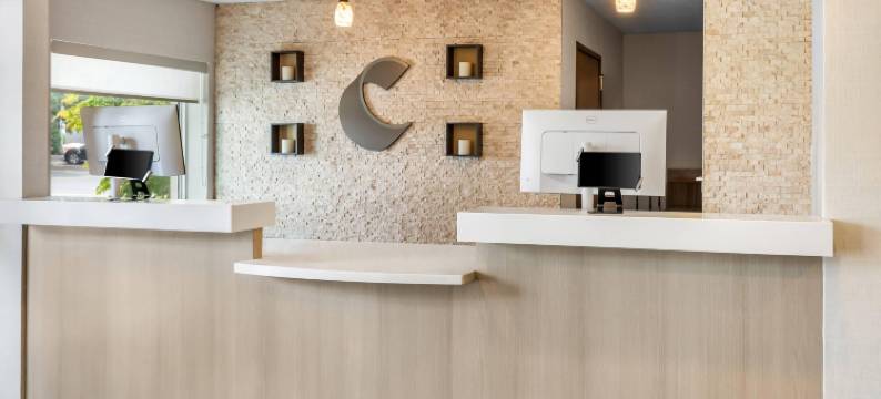 梅菲尔德高地克利夫兰东舒适酒店(Comfort Inn Mayfield Heights Cleveland East)图片