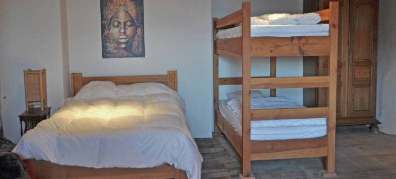 Villa in Ayguatébia-Talau with Garden & BBQ图片