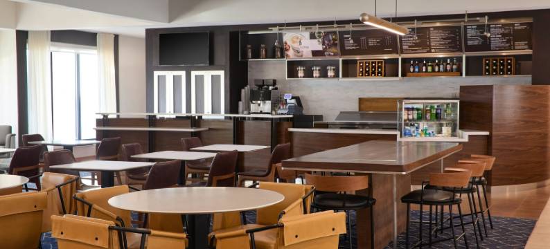 圣路易斯科瑞维科万怡酒店(Courtyard St. Louis Creve Coeur)图片