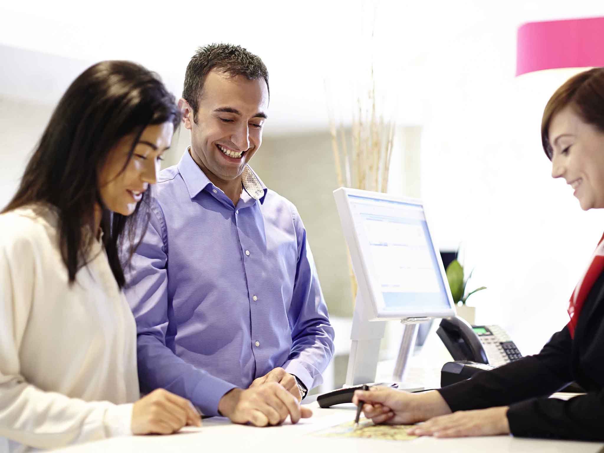 Novotel Ipswich Centre Over view