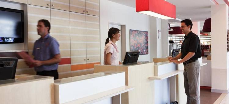 宜必思苏黎世机场酒店(Ibis Zurich Messe Airport)图片