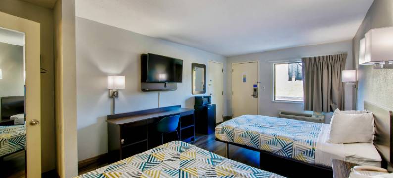 阿拉巴马伯明翰 - 医学中心 6 号汽车旅馆(Motel 6 Birmingham, Al - Medical Center)图片