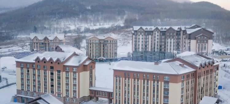 北大湖山湖居酒店图片