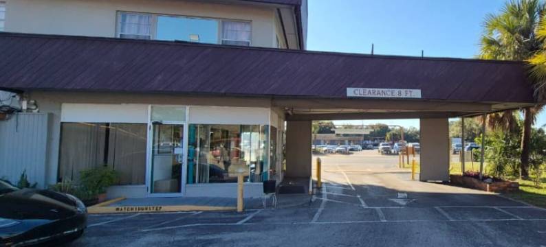 箭头汽车旅馆 OYO 靠近市中心(Arrow Motel By Oyo Near Downtown)图片