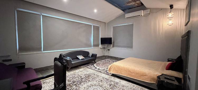 360 South, 坎达拉(360 South, Khandala)图片