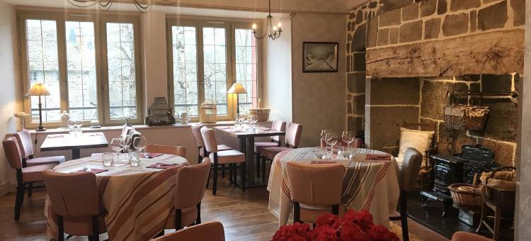 康塔尔领导酒店及餐厅(Hôtel Restaurant du Plomb du Cantal)图片