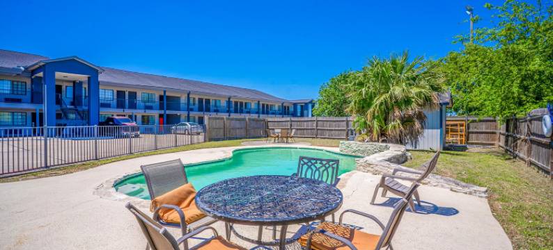 OYO Executive Inn 基尔戈尔北(Executive Inn Port Lavaca by OYO)图片