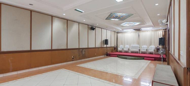 红门酒店 @ 罗达雅酒店 万隆(RedDoorz at Hotel Lodaya Bandung)图片