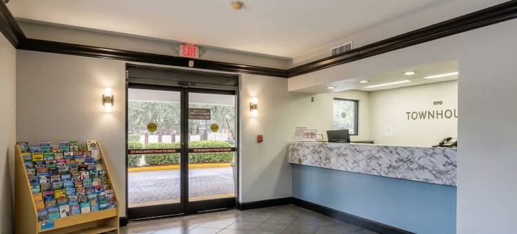 沃尔顿堡滩玛丽埃斯特贝蒙特套房酒店(Townhouse Fort Walton Beach Hurlburt Field)图片