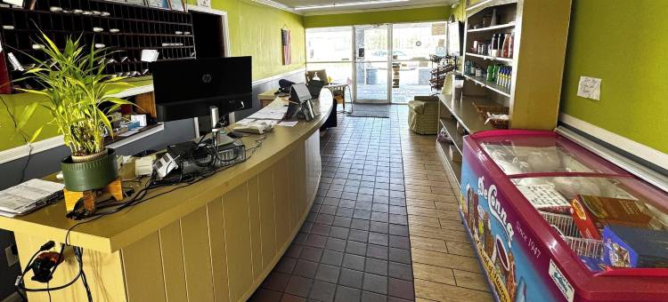 布赖尔伍德弗多斯塔大学和I-75州际公路汽车旅馆(Briarwood Motel Near Valdosta University I 75)图片
