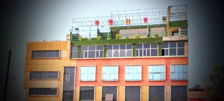 德奥加尔带露台舒适酒店(Deoghar Hotel with Terrace Comfort)图片