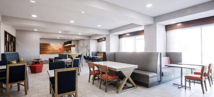 希尔顿汉普顿酒店格林湾体育场(Hampton Inn by Hilton Green Bay Stadium)图片