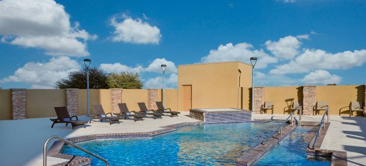 斯托克顿堡万枫酒店及套房(Fairfield Inn & Suites Fort Stockton)图片