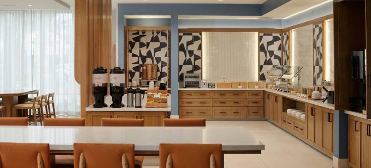 本图拉奥克斯纳德SpringHill Suites酒店(SpringHill Suites by Marriott Ventura Oxnard)图片