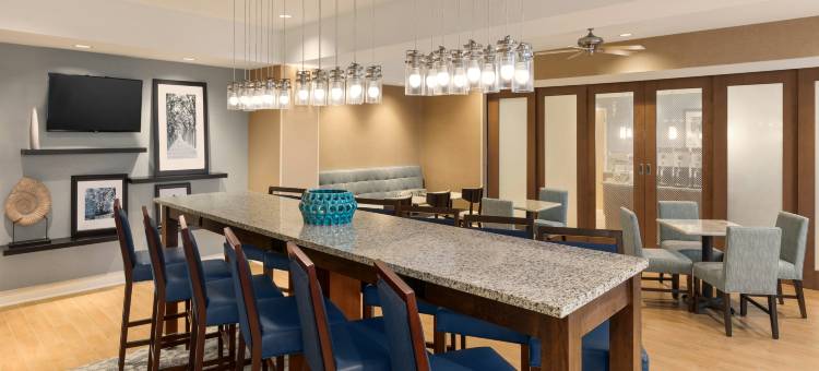 巴托欢朋酒店(Hampton Inn Bartow)图片