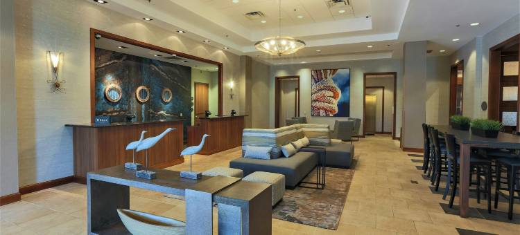 贝城河滨希尔顿逸林酒店(DoubleTree by Hilton Hotel Bay City-Riverfront)图片