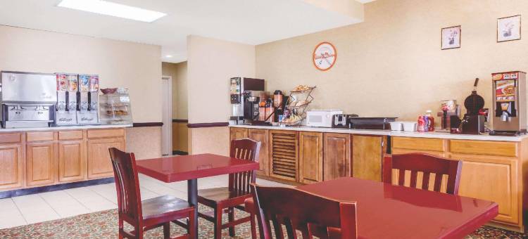 乔治亚佩里温德姆豪生酒店(Howard Johnson by Wyndham Perry GA)图片