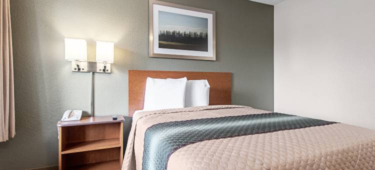 塔科马-普亚勒普霍姆汤开放式公寓(HomeTowne Studios Tacoma - Puyallup)图片