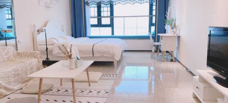 彩虹屋檐吾悦广场松雅湖温馨民宿(特立东路2号分店)图片