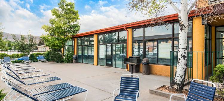 品质酒店锡达城-大学区(Quality Inn Cedar City - University Area)图片