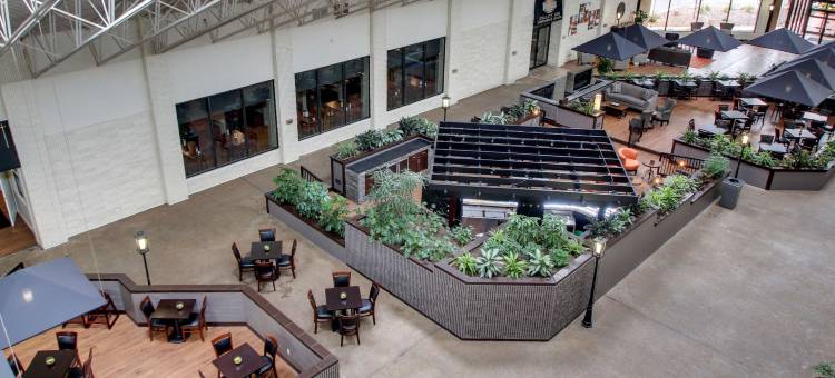 昆西希尔顿逸林酒店(Doubletree by Hilton Quincy)图片