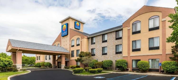 米沙瓦卡-南本德舒适套房酒店(Comfort Inn & Suites Mishawaka-South Bend)图片