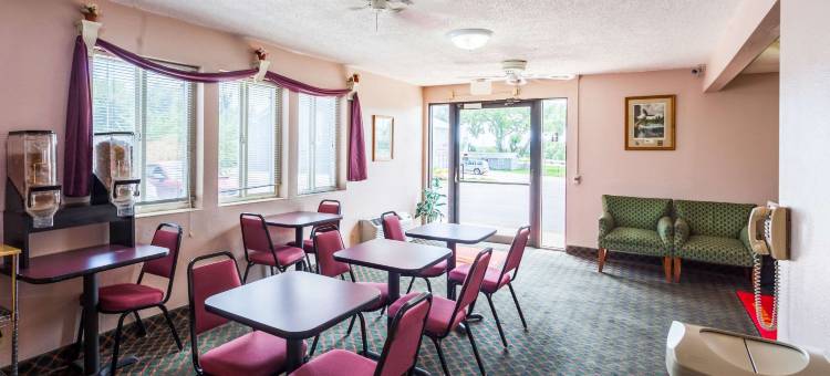 伊康旅馆(Econo Lodge Lincoln)图片