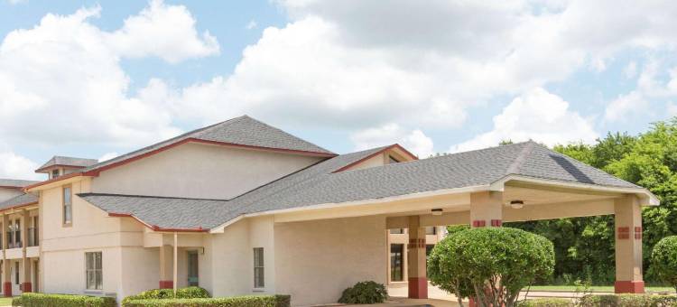 伯锡尔城-什里夫波特地区速8酒店(Super 8 by Wyndham Bossier City/Shreveport Area)图片