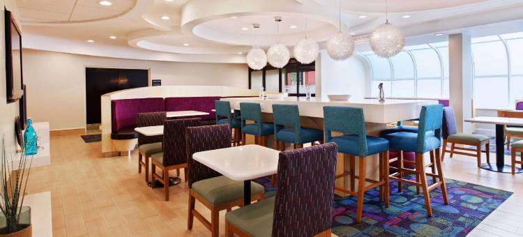 霍普韦尔李堡希尔顿欢朋酒店(Hampton Inn by Hilton Hopewell Fort Gregg-Adams)图片