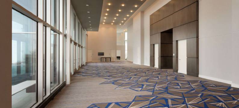 堪萨斯城奥拉西希尔顿安泊酒店(Embassy Suites by Hilton Kansas City Olathe)图片