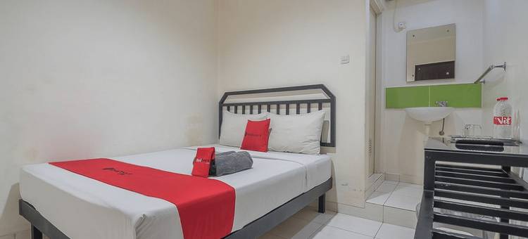 红多兹酒店-近巴淡岛纳格雅城市布道2号(RedDoorz near Nagoya Citywalk Batam 2)图片