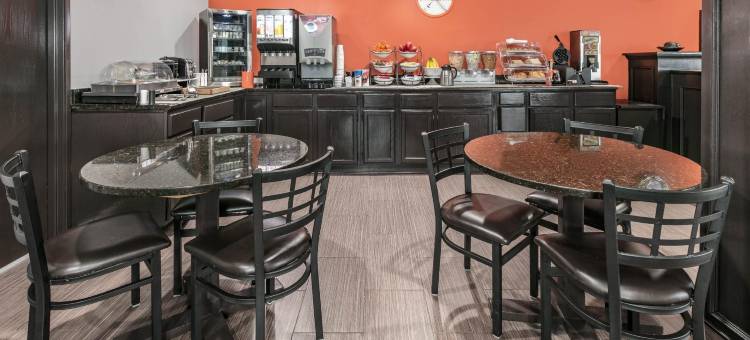 纽布朗费尔斯温德姆豪生酒店(Howard Johnson by Wyndham New Braunfels)图片