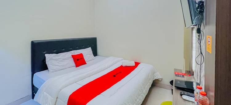 泗水红多兹恩加格尔贾亚酒店(RedDoorz @ Ngagel Jaya Surabaya)图片