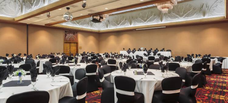 艾尔克红狮酒店和(Maverick Hotel and Casino by Red Lion Hotels)图片