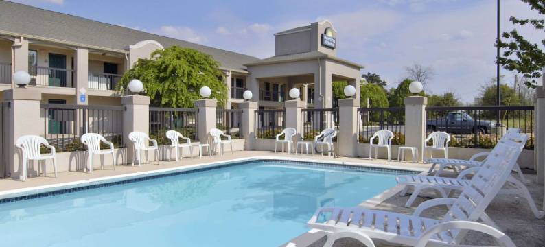 福特山谷戴斯套房酒店(Days Inn & Suites by Wyndham Fort Valley)图片