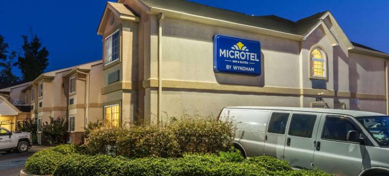 温德姆奥本恩的麦客达酒店(Microtel Inn & Suites by Wyndham Auburn)图片