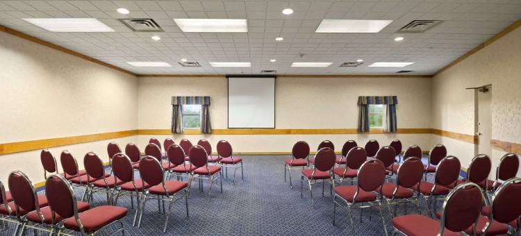 特伦顿温德姆华美达酒店(Ramada by Wyndham Trenton)图片