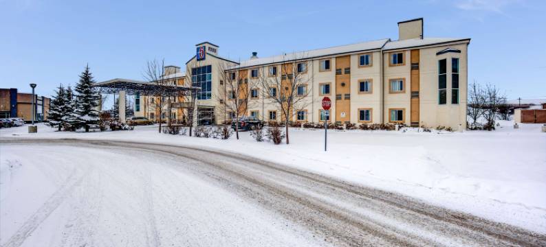 红鹿6号汽车旅馆(Motel 6 Red Deer, AB)图片