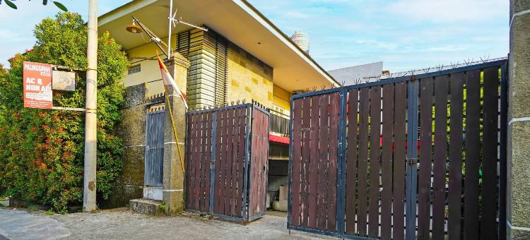 RedDoorz Syariah Near Universitas Muhammadiyah Cirebon图片